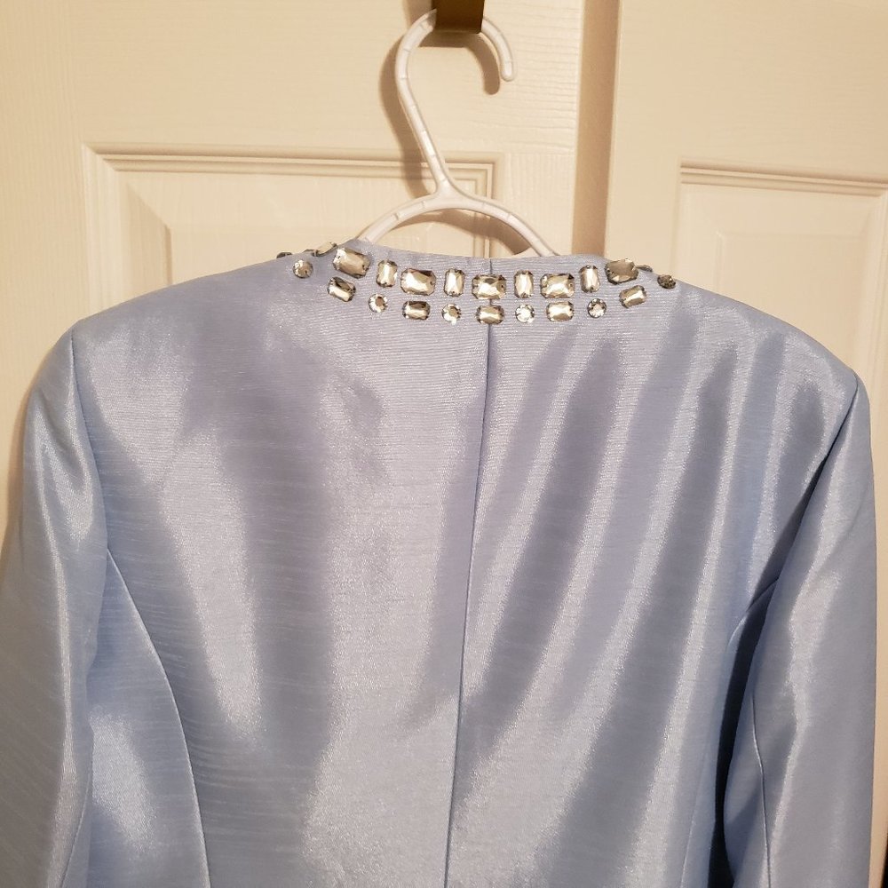 Cocktail Suit - Picture 5 of 5
